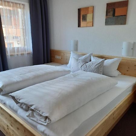 Haus Gmahblick Ferienwonungen Hotel Алпбах Екстериор снимка