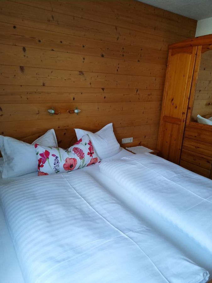 Haus Gmahblick Ferienwonungen Hotel Алпбах Екстериор снимка
