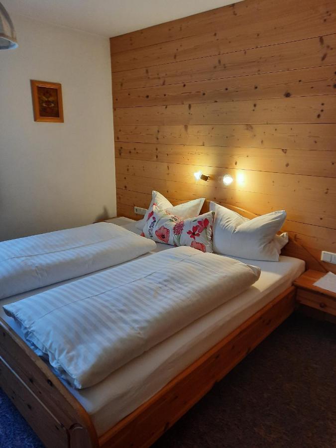 Haus Gmahblick Ferienwonungen Hotel Алпбах Екстериор снимка