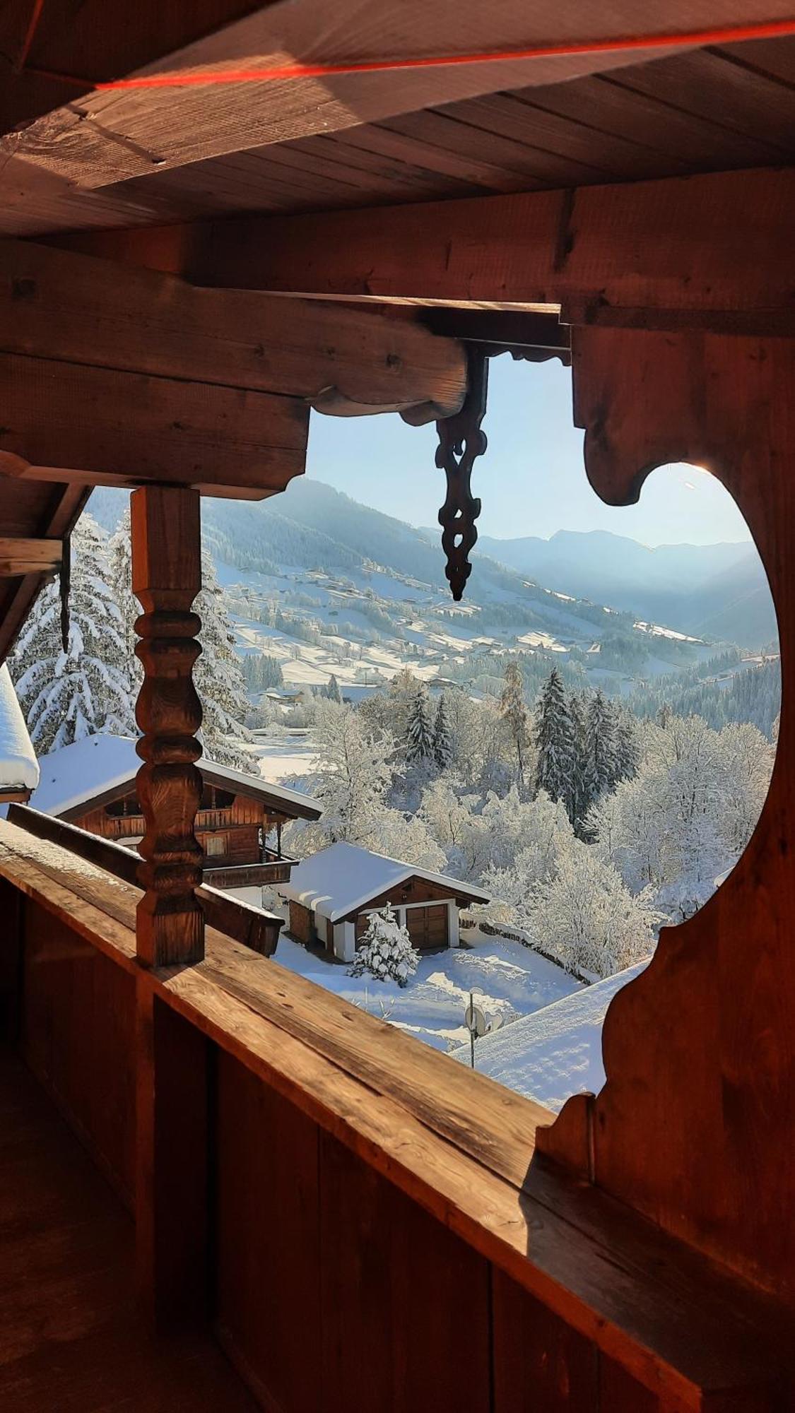 Haus Gmahblick Ferienwonungen Hotel Алпбах Екстериор снимка