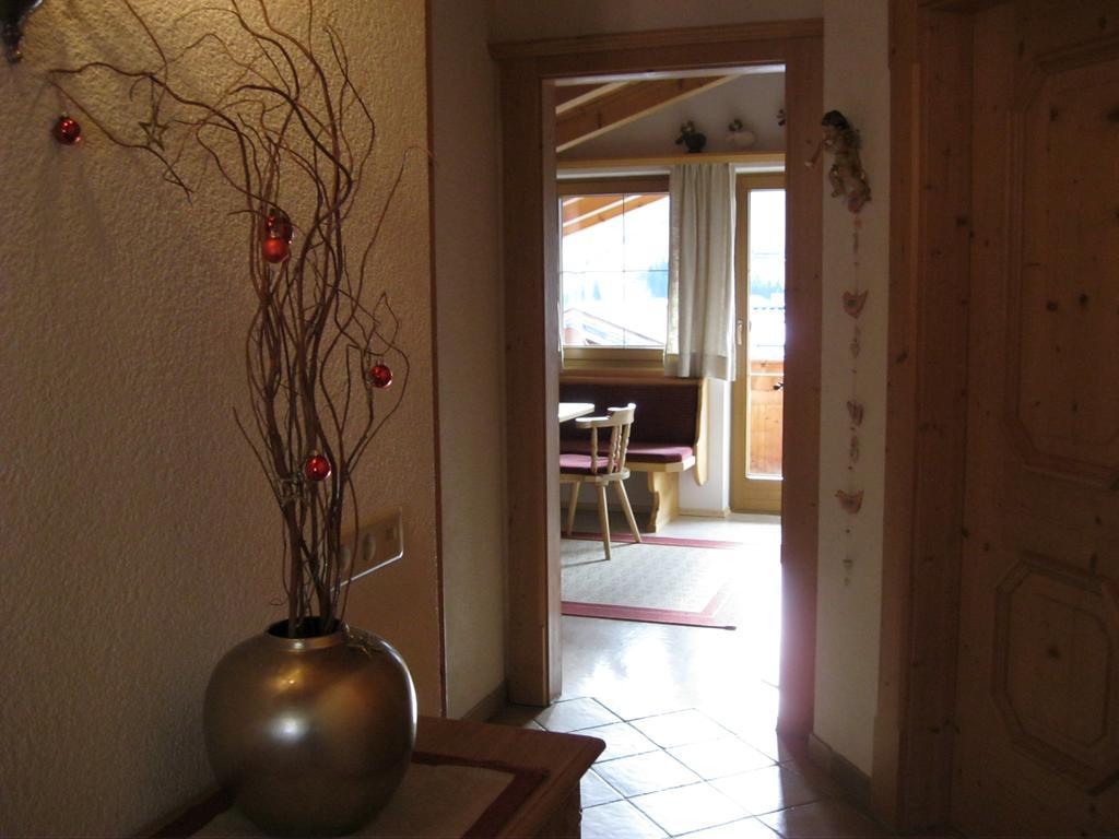 Haus Gmahblick Ferienwonungen Hotel Алпбах Екстериор снимка